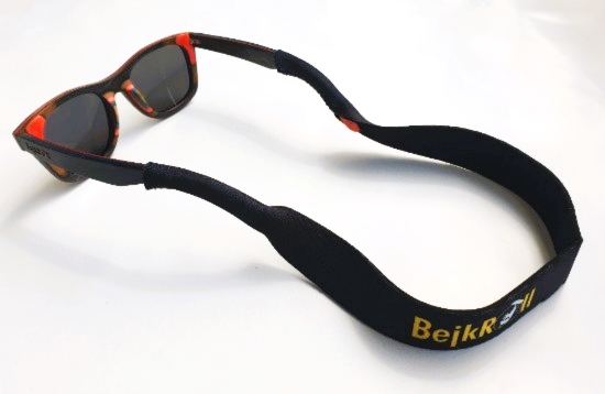 Neoprenová páska - šňůrka na brýle s utahováním - Barva: Černá