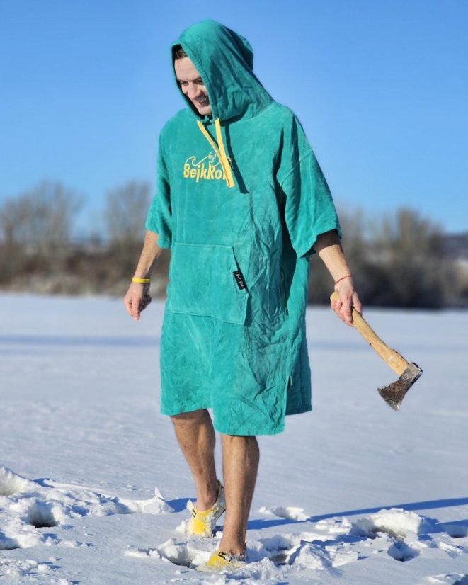 Surf Poncho BejkRoll WAVE MASTER - turquoise - boy on the ice with hood and axe - hardening - front