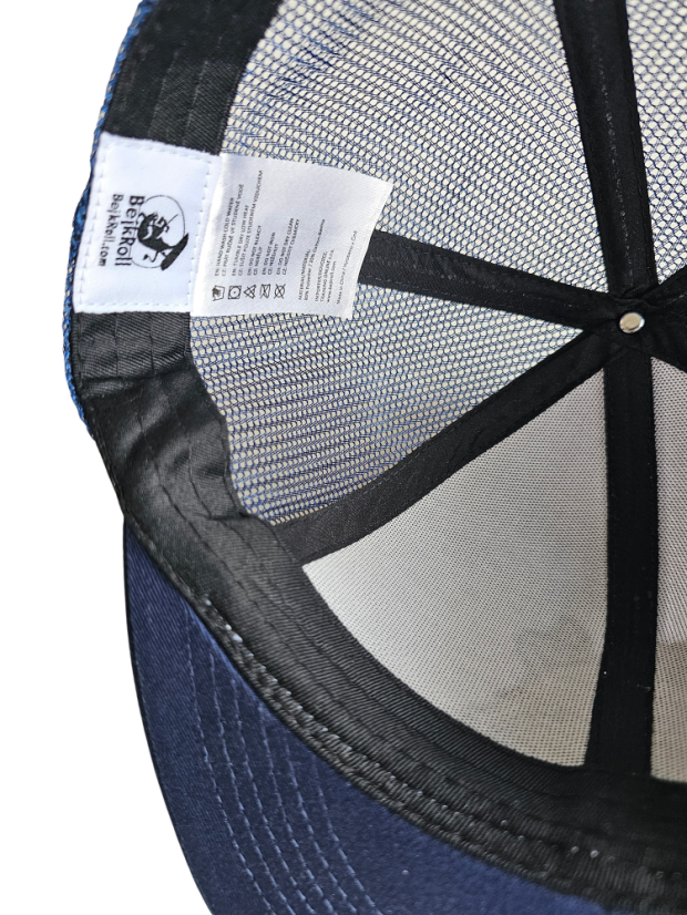 Snap Trucker Blanco/Marino - Logotipo BEJCZECH
