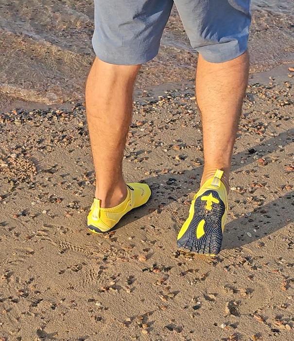 Water shoes BejkRoll - quick drying - yellow - heel up