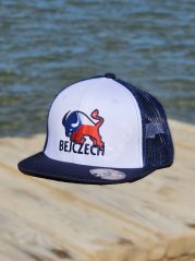 Snap Trucker Biało/Ciemnoniebieski - logo BEJCZECH