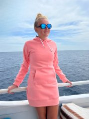 BEJK VELVET - Velvet sweatshirt with hood BejkRoll - extended - pink - front on boat - size M