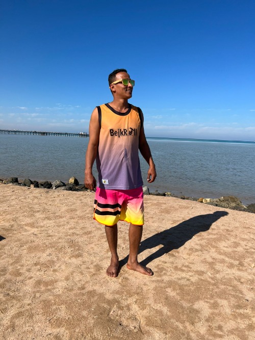Sportovní funkční dres pro kiteboarding BejkRoll oranžovo fialový - předek