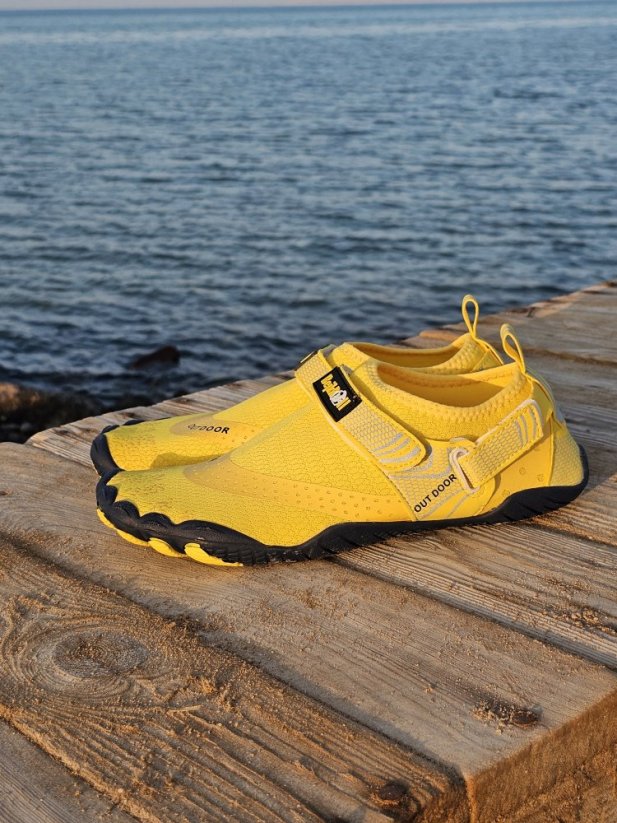 Water shoes BejkRoll - quick drying - yellow - side