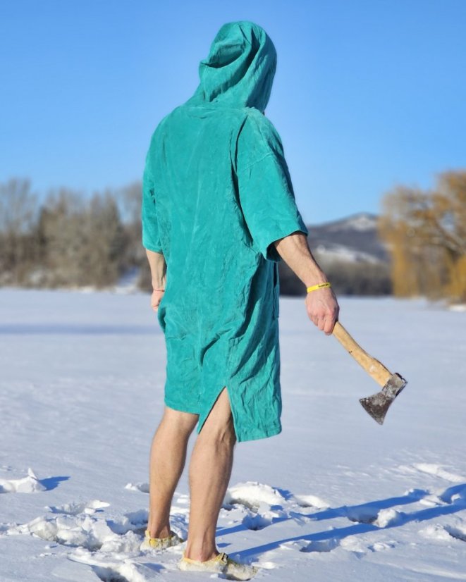 Surf Poncho BejkRoll WAVE MASTER - turquoise - boy on the ice with hood - hardening - back