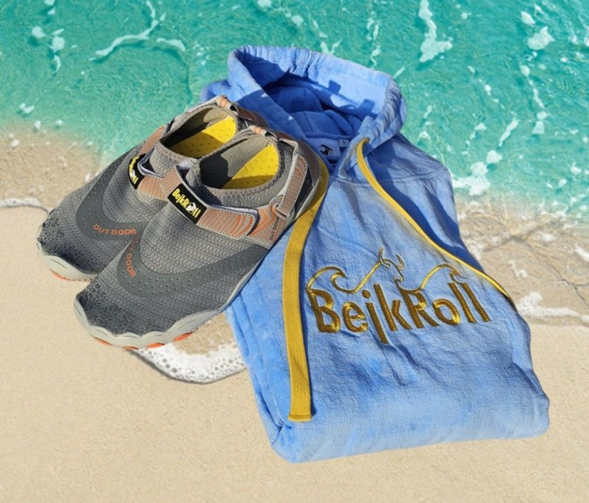 Surf Pončo BejkRoll nebeské modré a boty do vody - šedé