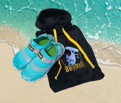 Surf Poncho BejkRoll royal blue on beach and water shoes - turquise