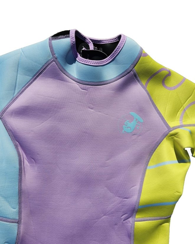 Ladies wetsuit BejkRoll Honey Wave - detail - front collar