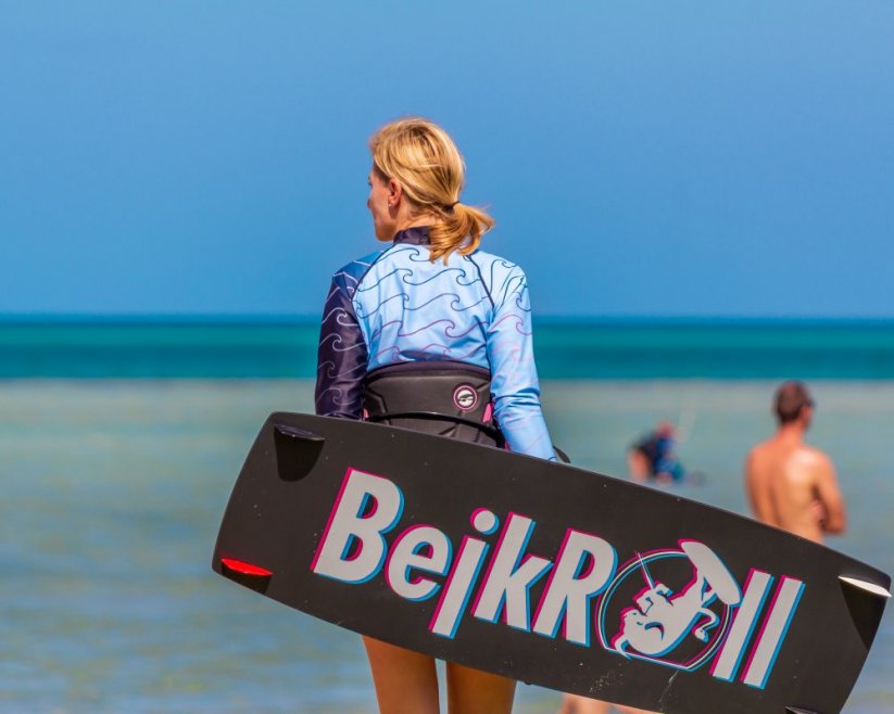 BejkRoll LSD EDITION Kiteboard + Binding - on beach - down