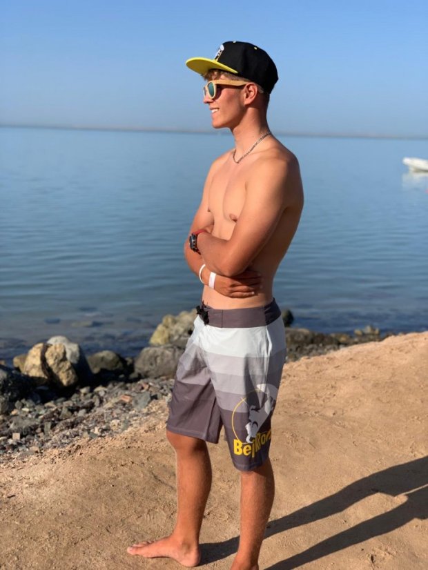 Shorts - grau