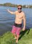Šorty BejkRoll - malinová barva - unisex - kluk ukazuje na vodu - vel 34