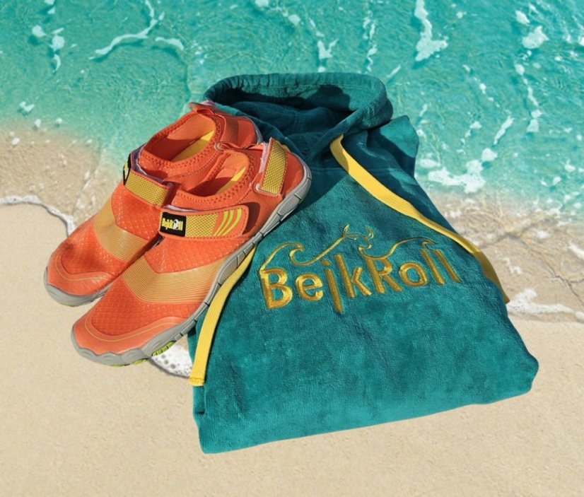 Surf Pončo BejkRoll tyrkysové a boty do vody - oranžové